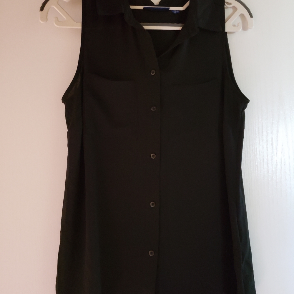 APT9 XS black, sleeveless, lightweight shirt